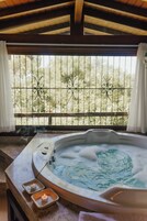 Chalé Canto Verde | Vasca idromassaggio privata