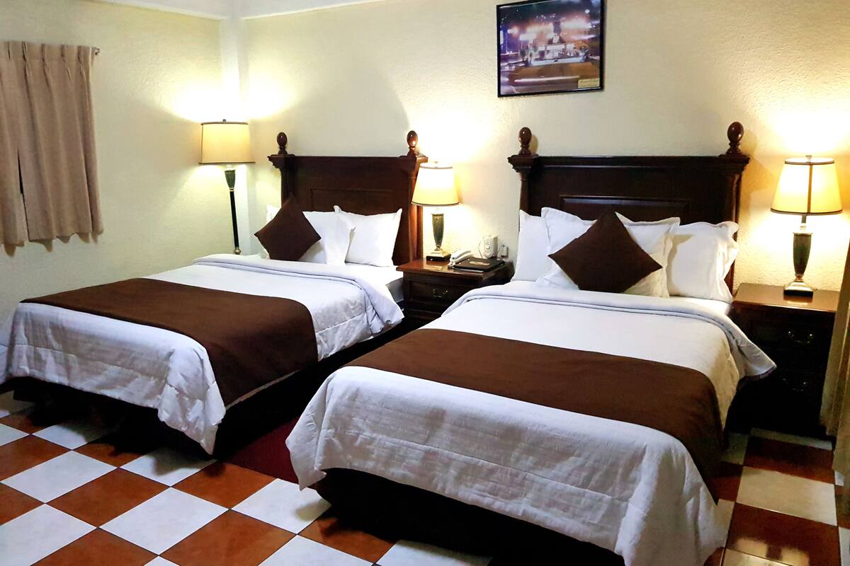 standard double room | desk, iron/ironing board, free wifi, bed sheets