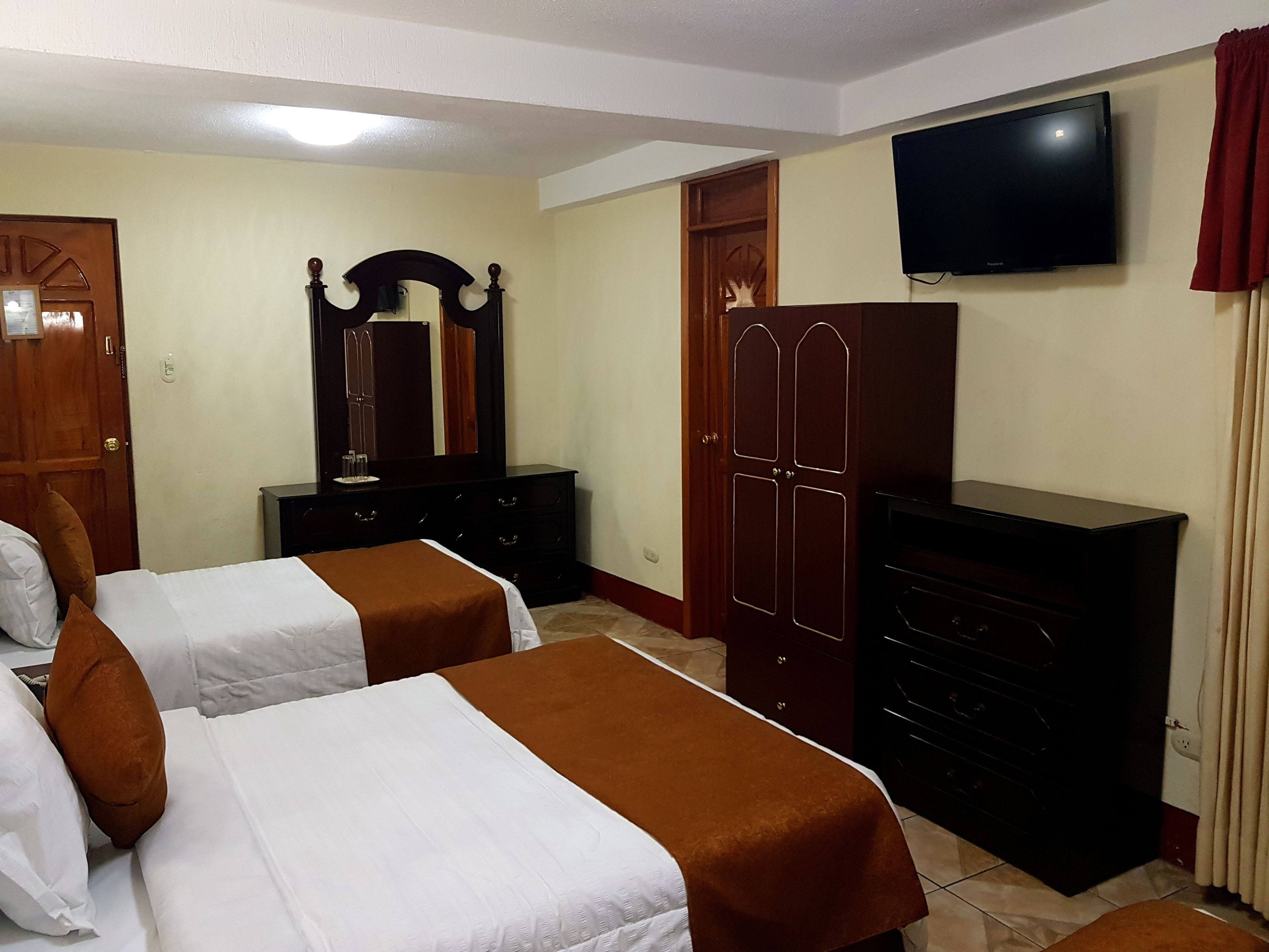 standard triple room | desk, iron/ironing board, free wifi, bed sheets