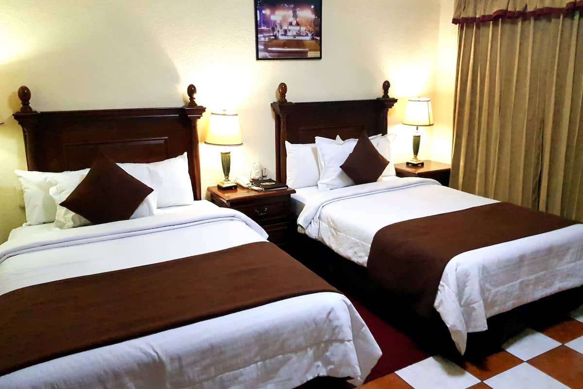 standard double room | desk, iron/ironing board, free wifi, bed sheets