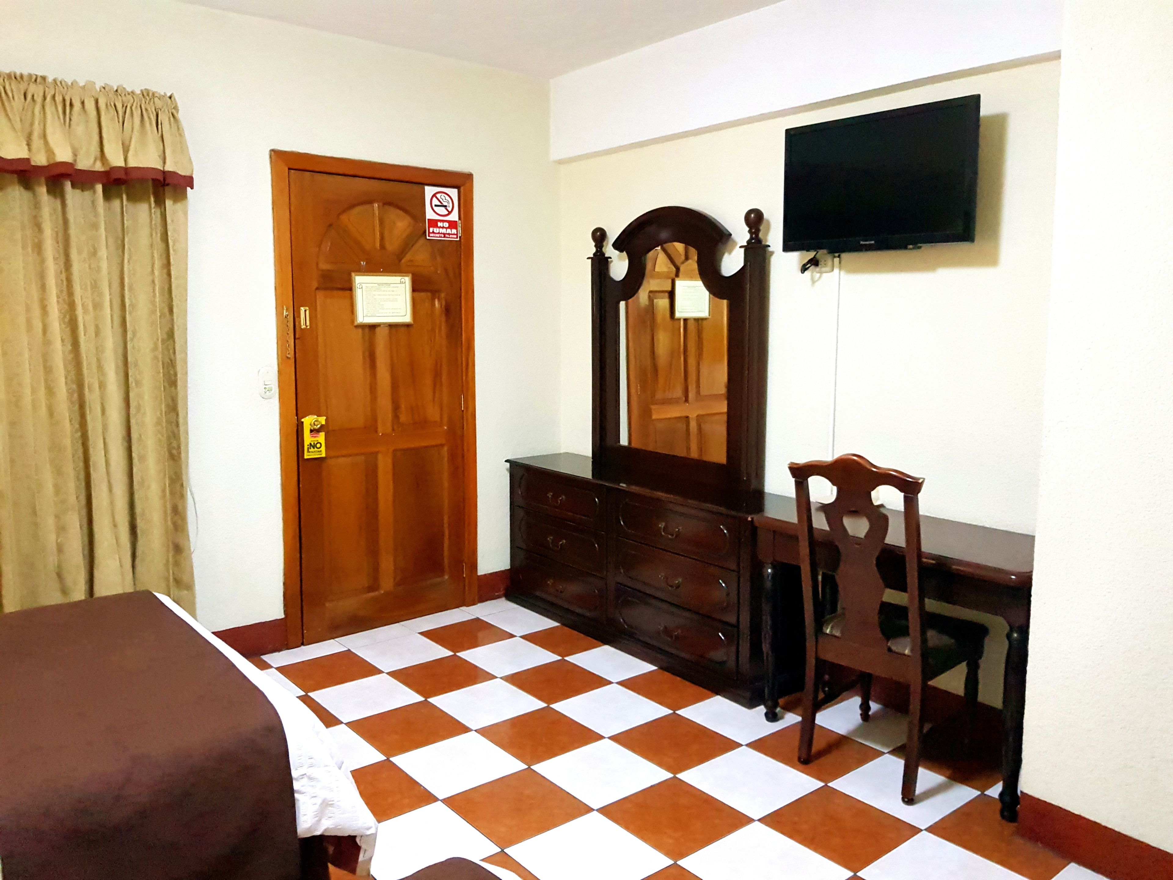 standard double room | desk, iron/ironing board, free wifi, bed sheets