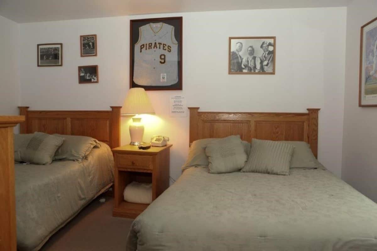 Room, 2 Double Beds | WiFi (free)