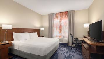 Schreibtisch, Bügeleisen/Bügelbrett, kostenlose Babybetten