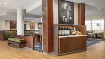 Petit déjeuner buffet compris tous les jours