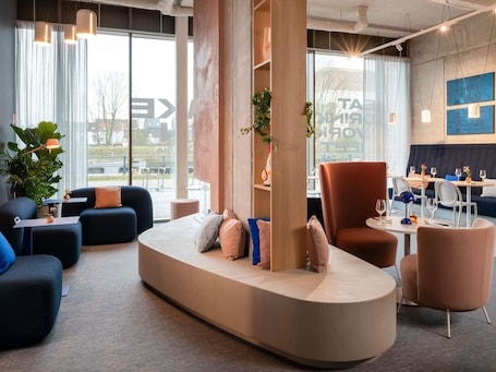 Diversos. ibis budget Gent Centrum Dampoort