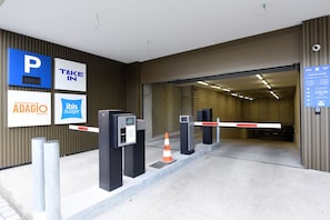 Self parking (EUR 20 per night)