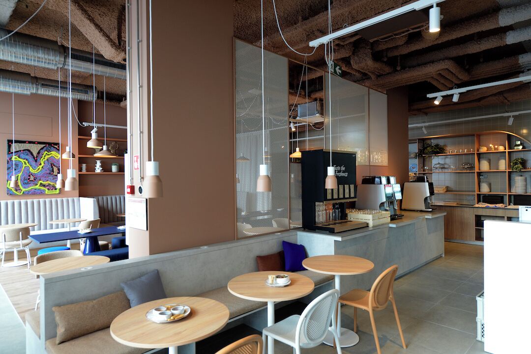 daily buffet breakfast (eur 16 per person)