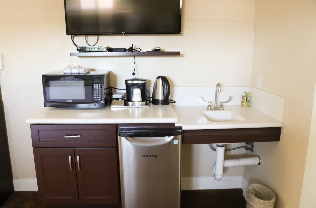 Photo - Country Inn Motel