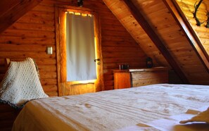Standard Cabin (4 People)