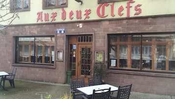 EntrĂ©e de lâhĂ©bergement