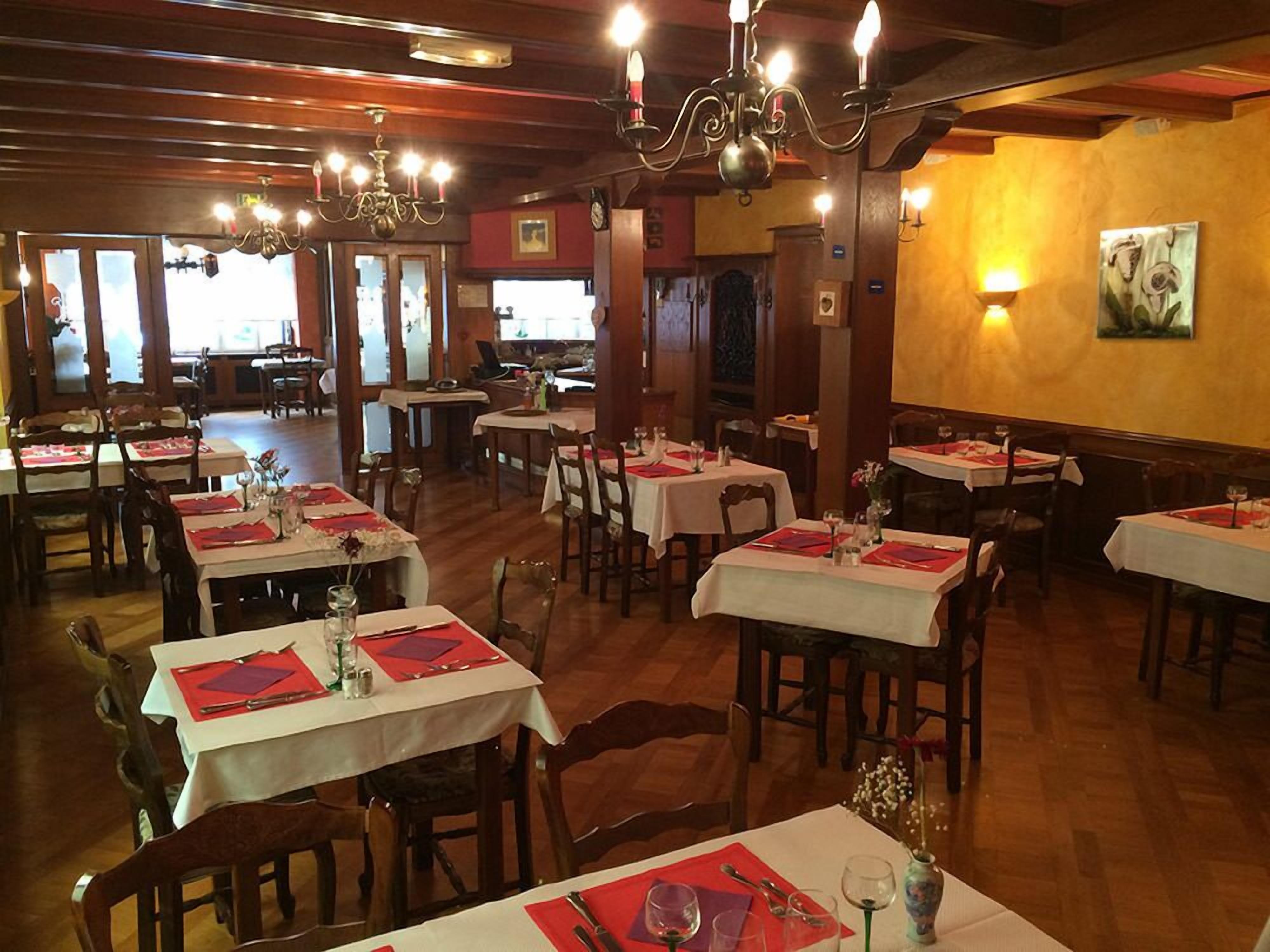 breakfast, lunch, dinner served; local cuisine