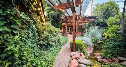 Lantern Light Inn - Romantic Getaway