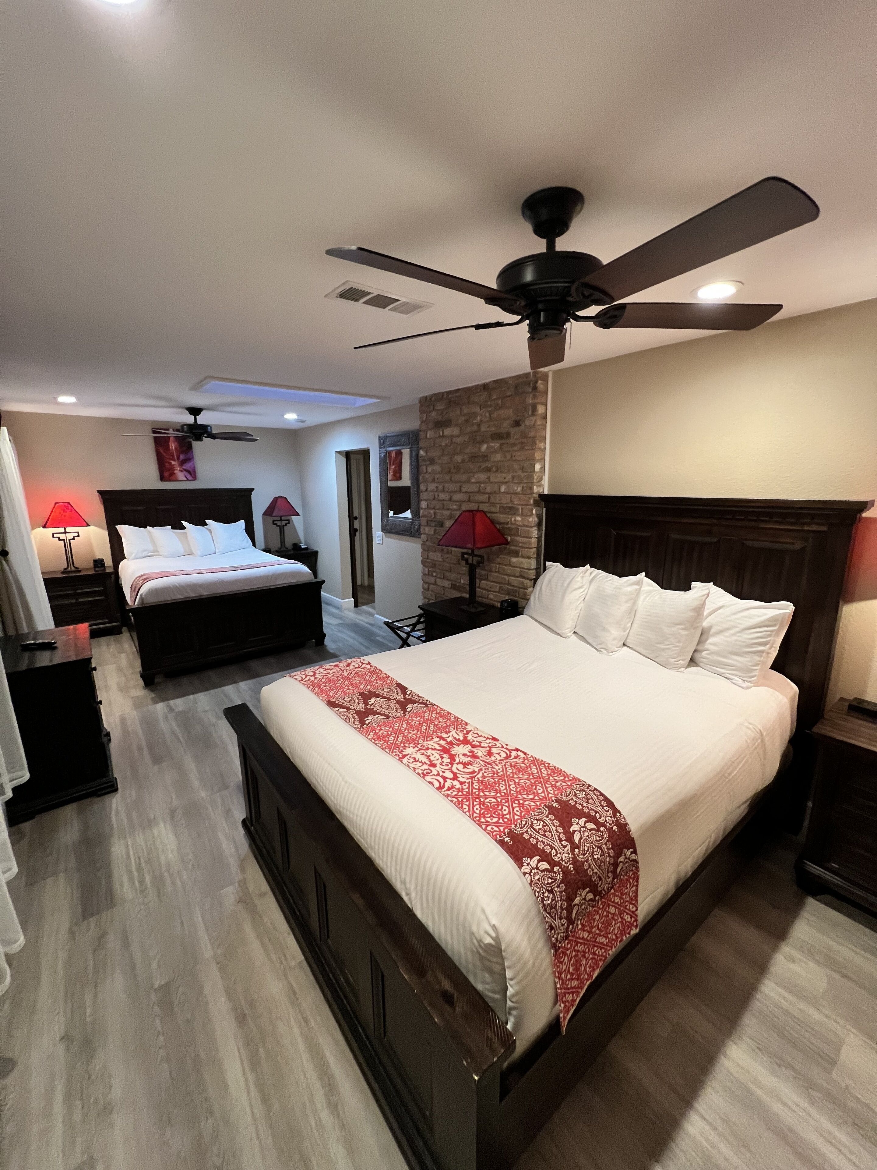 Suite Luxury, letti multipli | Biancheria da letto di alta qualità, materassi a doppio strato