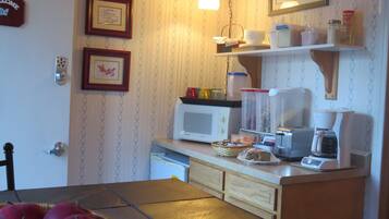 Petit déjeuner continental compris tous les jours