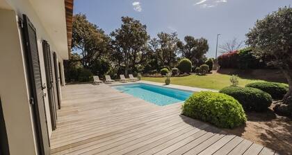 STE LUCIE DE PORTO VECCHIO villa / heated pool (classified ****)