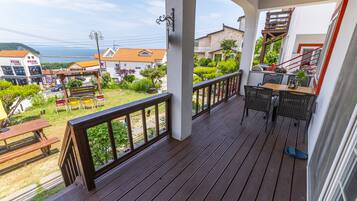 Zimmer (Lavender) | Balkon