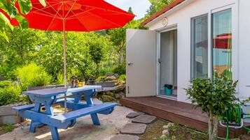 Room (Mint) | Terrace/patio