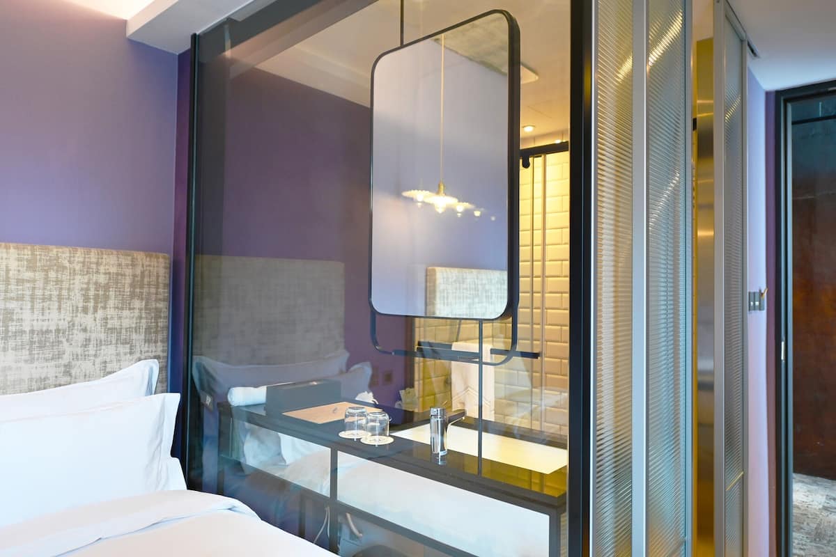 standard twin room | 1 bedroom, premium bedding, in-room safe, blackout curtains