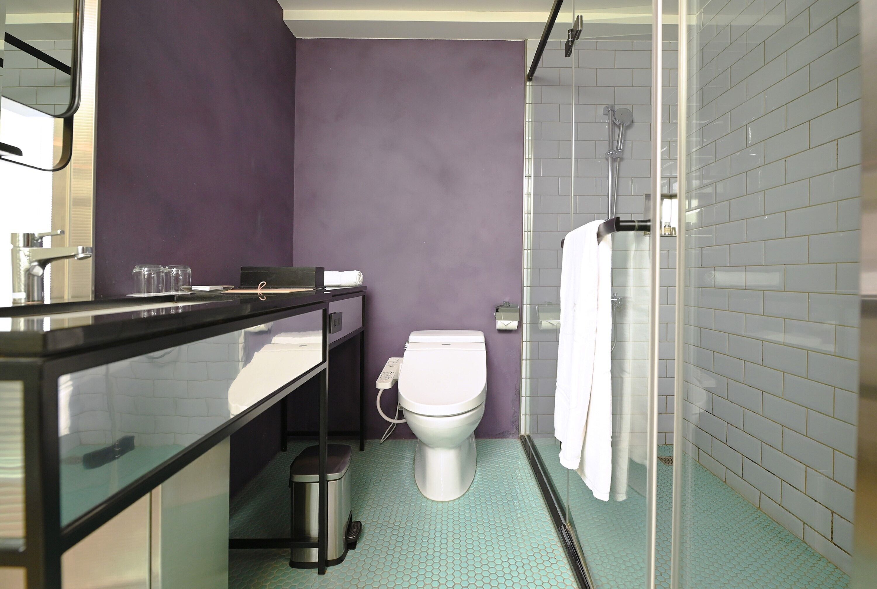 standard double room | bathroom | hair dryer, electronic bidet, towels, shampoo