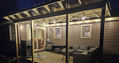 Everything new in this beautiful secluded home. Air conditioning. Wifi. Firepit.