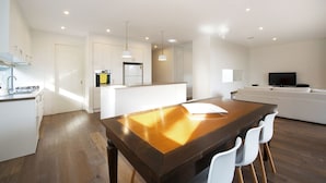 Casa, 3 camere da letto | Pasti in camera