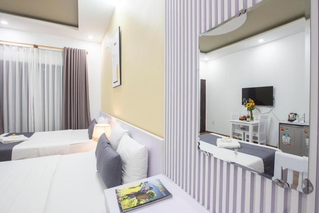 superior room | minibar, desk, free wifi, bed sheets