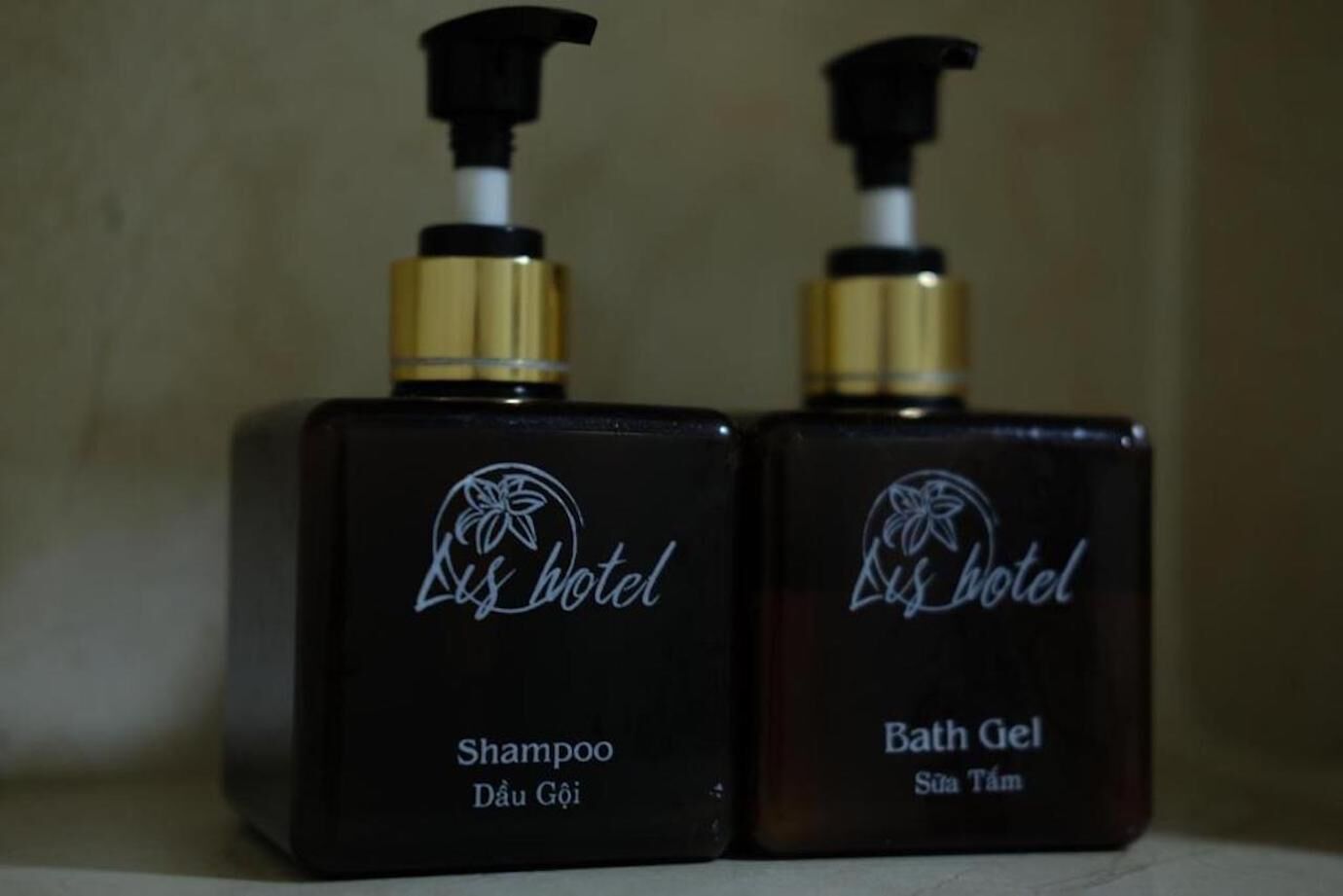 standard room | bathroom | free toiletries, hair dryer, slippers, bidet