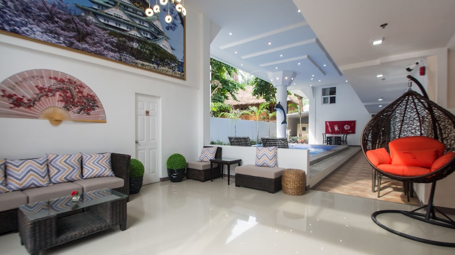IL Mare Sakura Resort Boracay