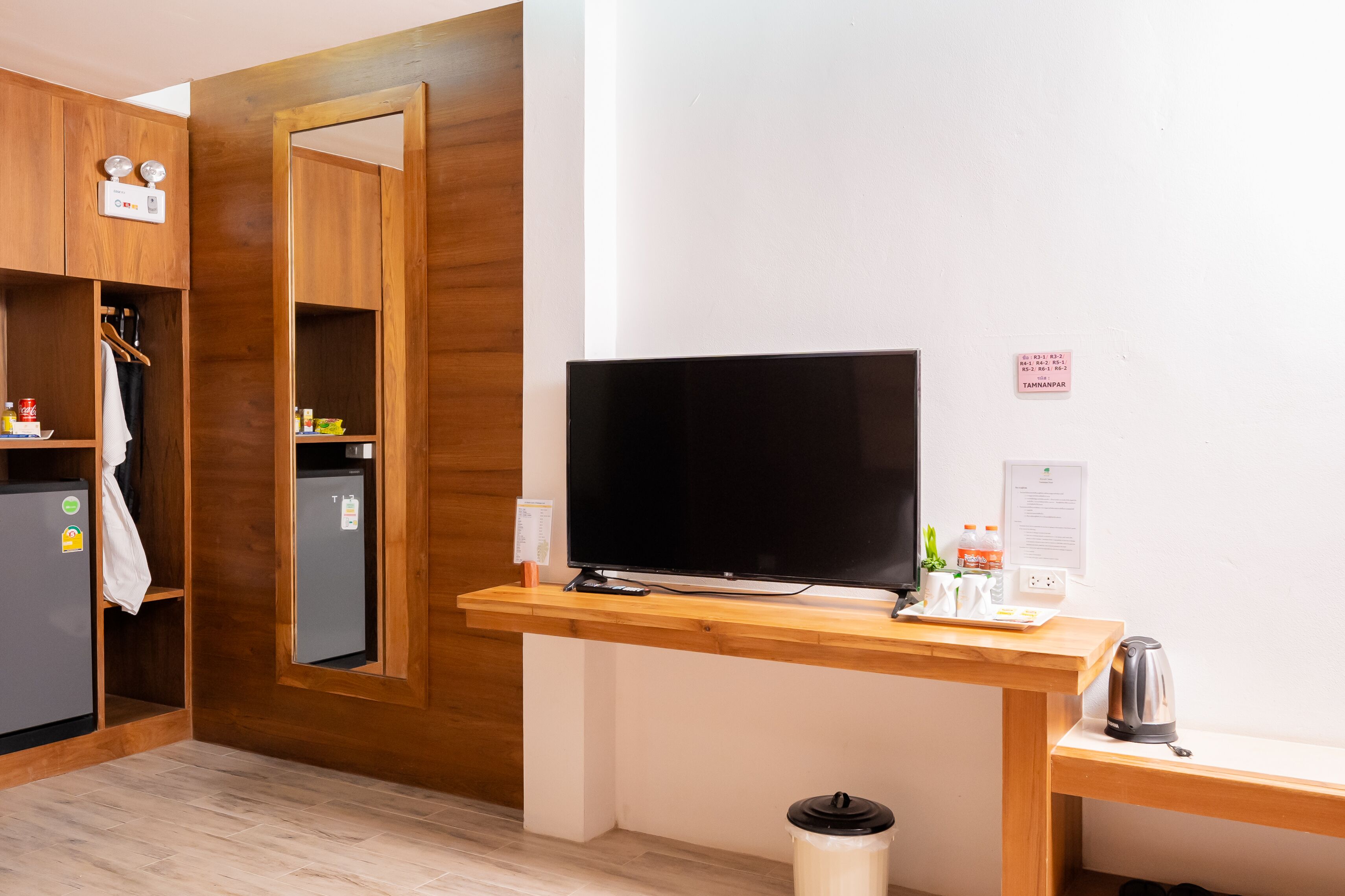 cozy king bed | 1 bedroom, in-room safe, desk, free wifi