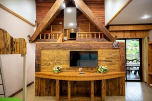 Family Lakeside ( Free water park entry )  | Bathroom | Shower, free toiletries, hair dryer, slippers - Tamnanpar Resort and Water Park Rayong (Rayong)