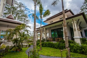 Garden - Wanarom Residence Hotel (Krabi)
