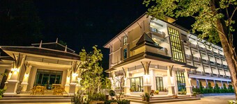 Wanarom Residence Hotel