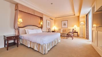 Deluxe Double Room, Non Smoking (Cannot request bed type) | Desk, blackout curtains, free WiFi, bed sheets