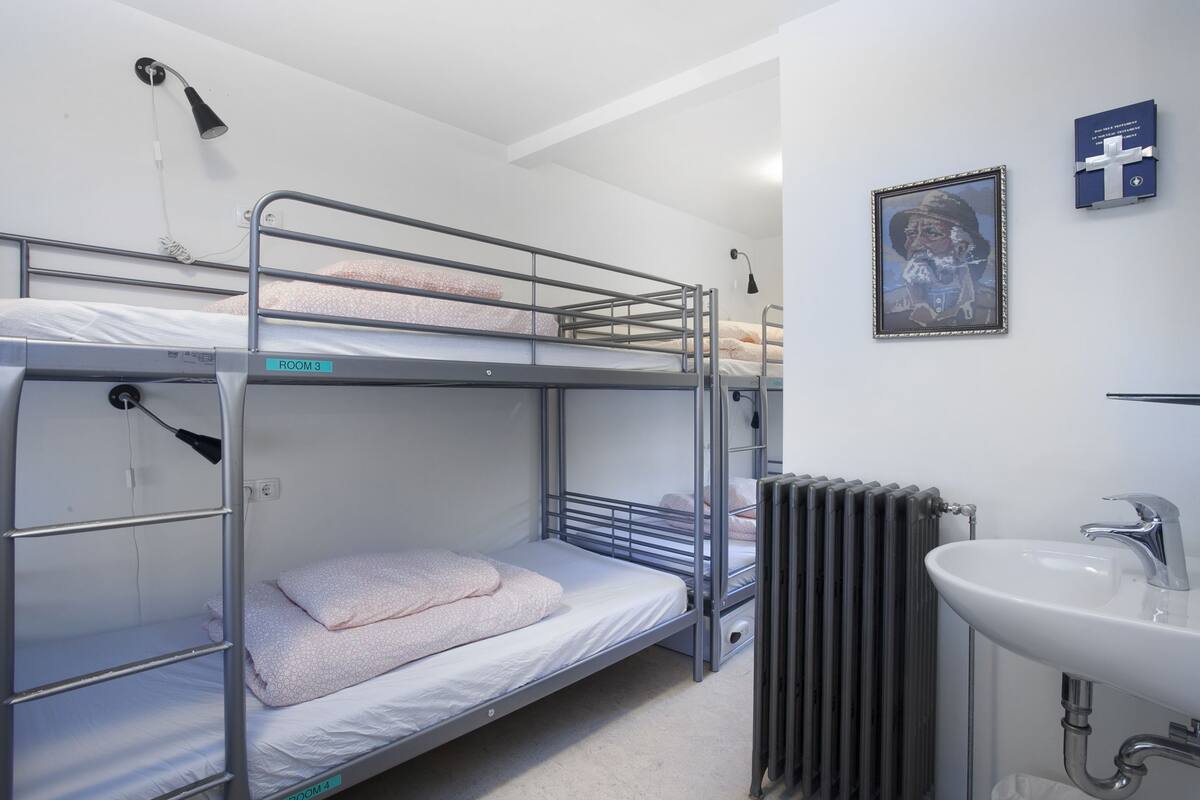 Basic Shared Dormitory, City View (Gallería) | In-room safe, soundproofing, free WiFi