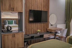 Standard Room | Minibar, in-room safe, desk, laptop workspace - The Green Oasis Otel & Spa (Yalova)