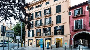 Bagian depan properti