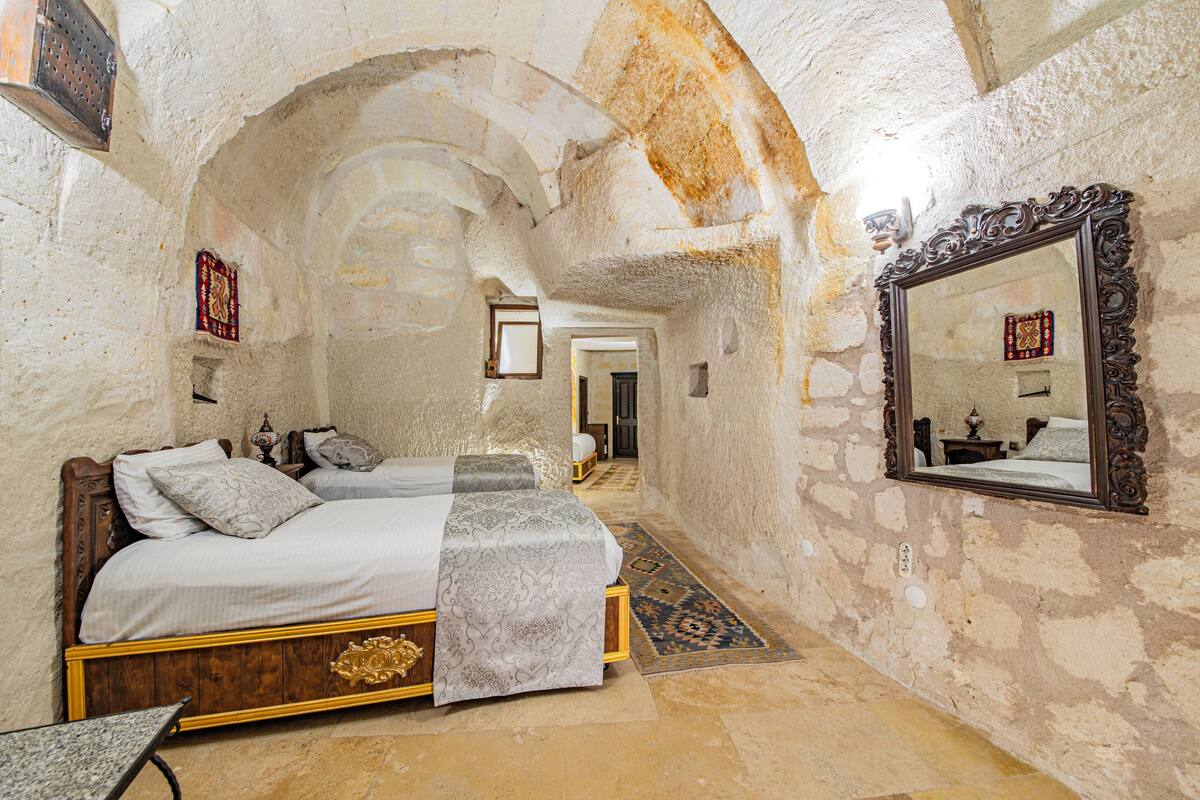 superior suite | extra beds