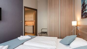 Apartment, Kitchen | Desk, free WiFi, bed sheets