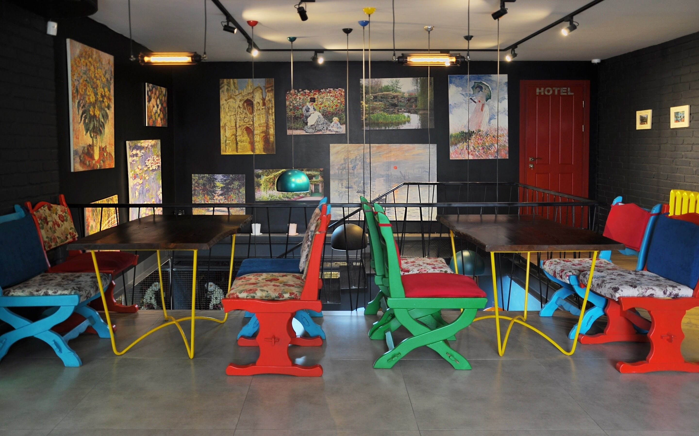 lunch and dinner served, local and international cuisine