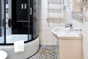 Bathroom - Art Hotel Claude Monet (Tbilisi)