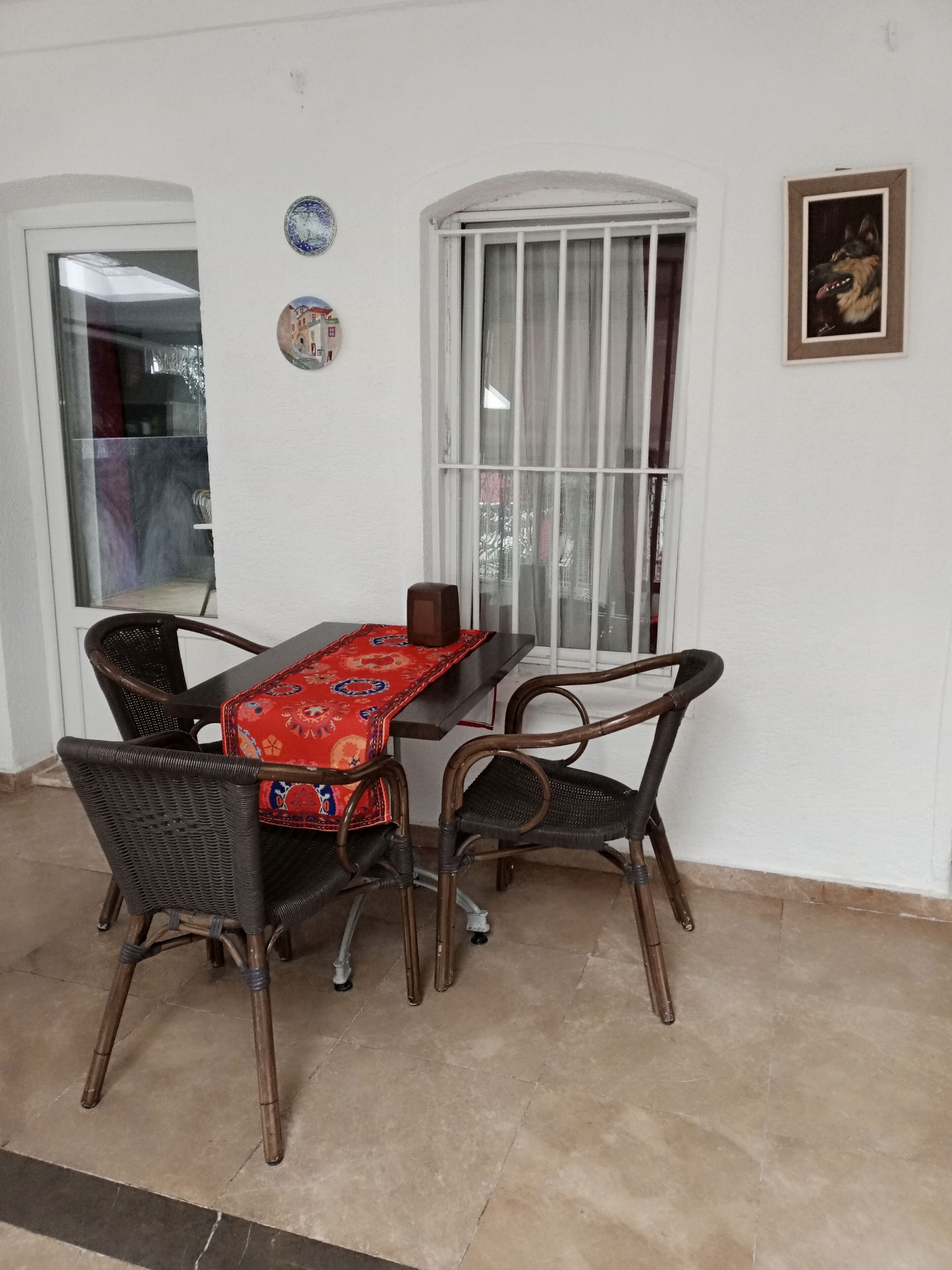 Déjeuner et dîner servis sur place