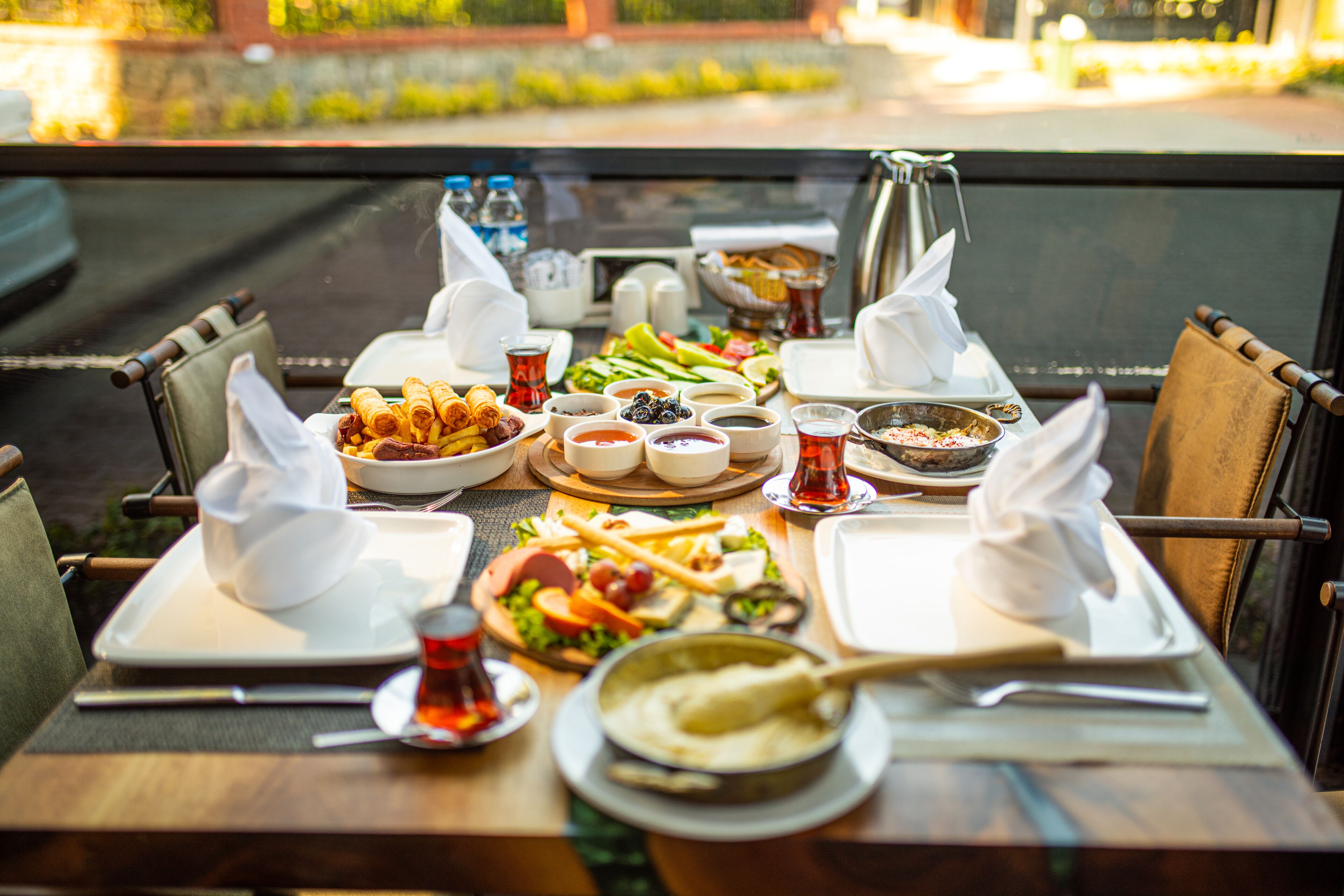 Lunch and dinner served, Turkish cuisine