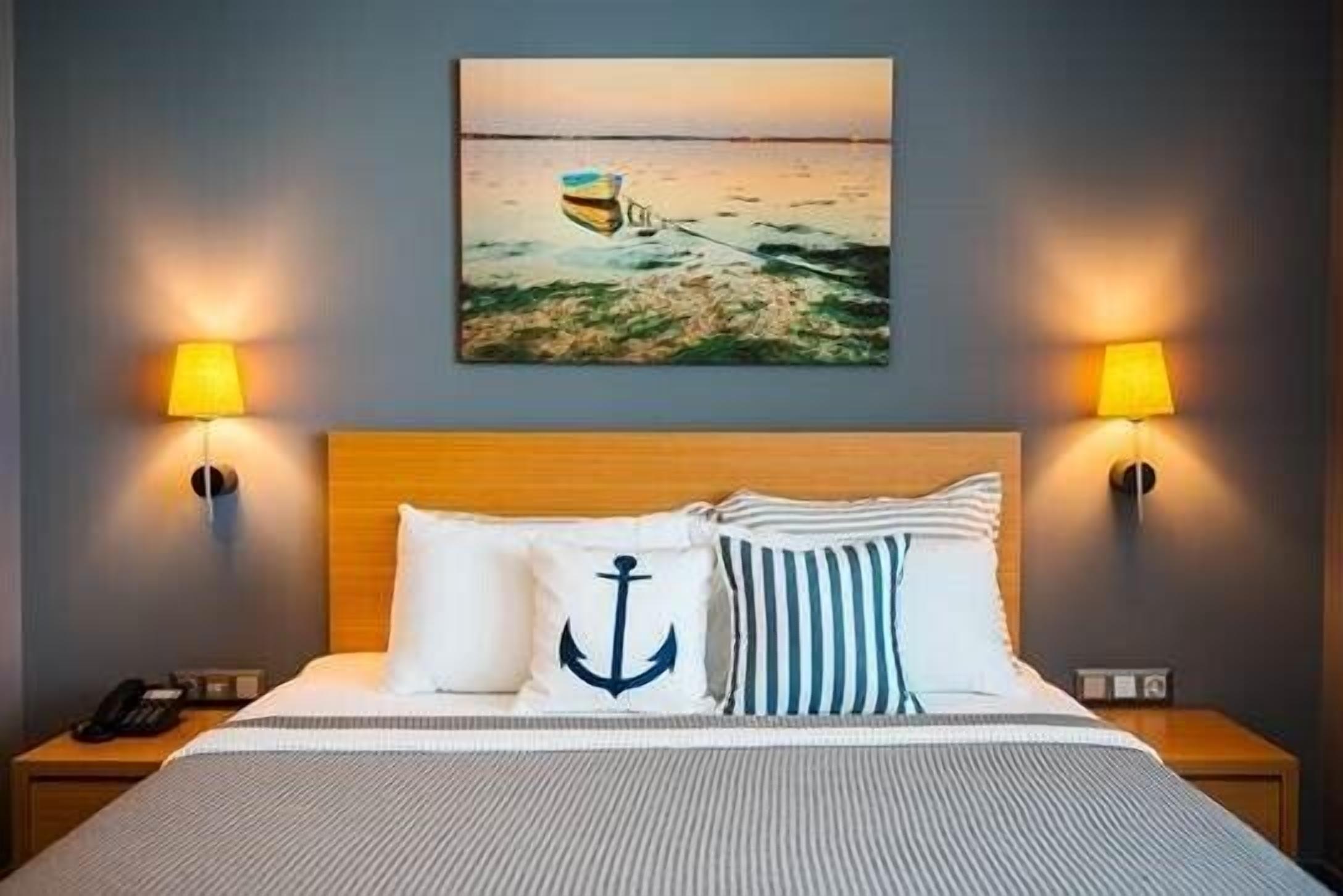 free minibar, in-room safe, laptop workspace, soundproofing