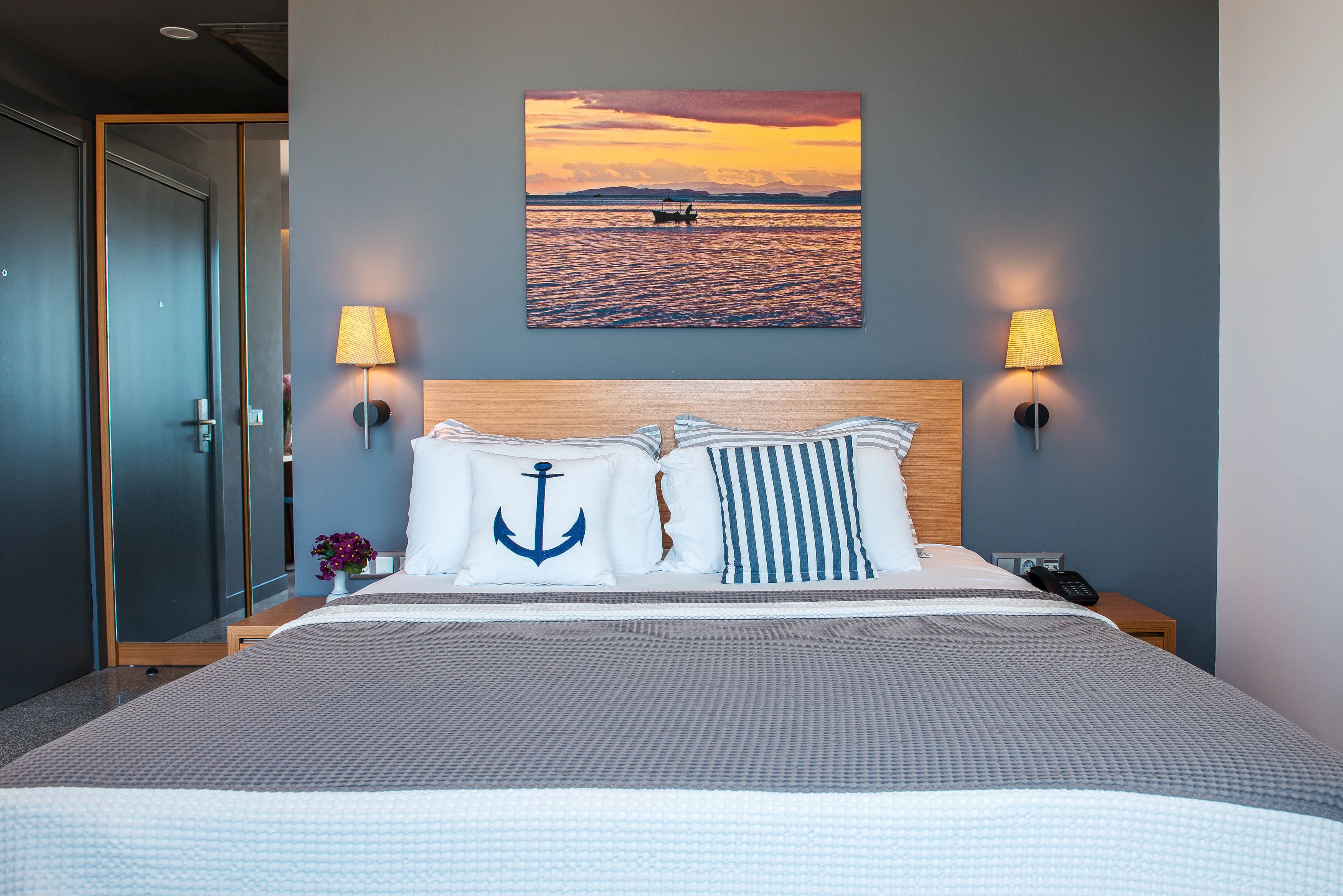 standard double room, sea view | free minibar, in-room safe, laptop workspace, soundproofing