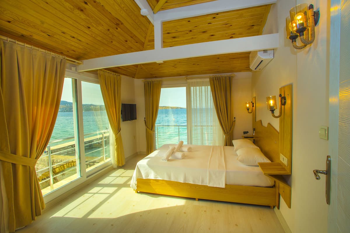 Suite Studio Romantique, 1 chambre, en front de plage | Vue de la chambre