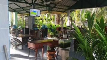 Daily English breakfast (THB 50.00 per person)