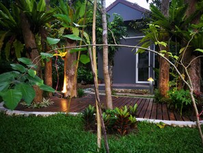 Garden - Baan Rom Lom Yen (Kathun)