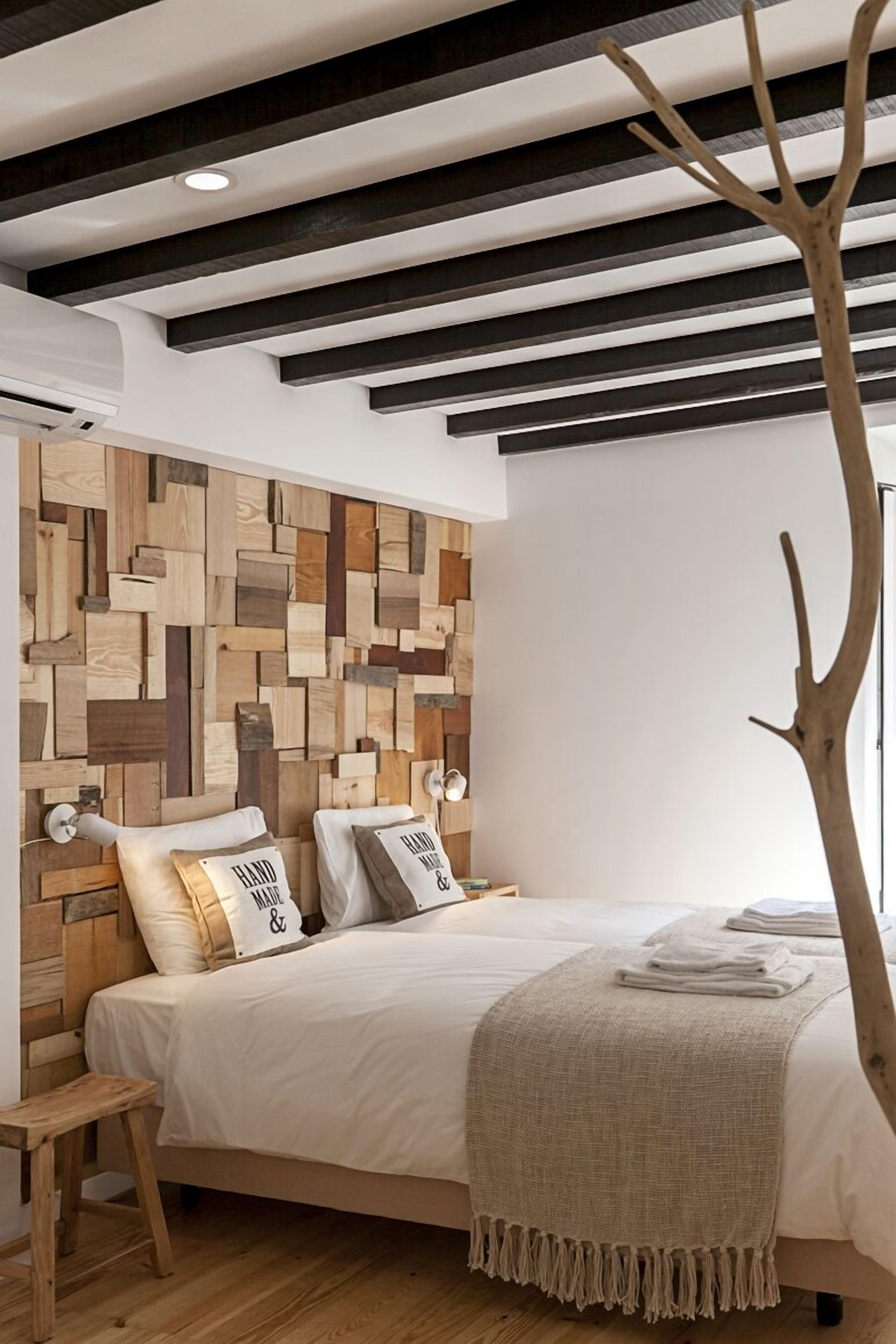 Bairro Studio Apartment - by LU Holidays Reviews, Deals & Photos