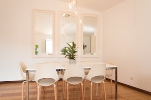 Apartment, 2 Bedrooms, River View | In-room dining - Alfama Modern Two-Bedroom Apartment w/ River View and Parking - by LU Holidays (Lisbon)