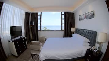 Deluxe Suite, Sea View | View from room